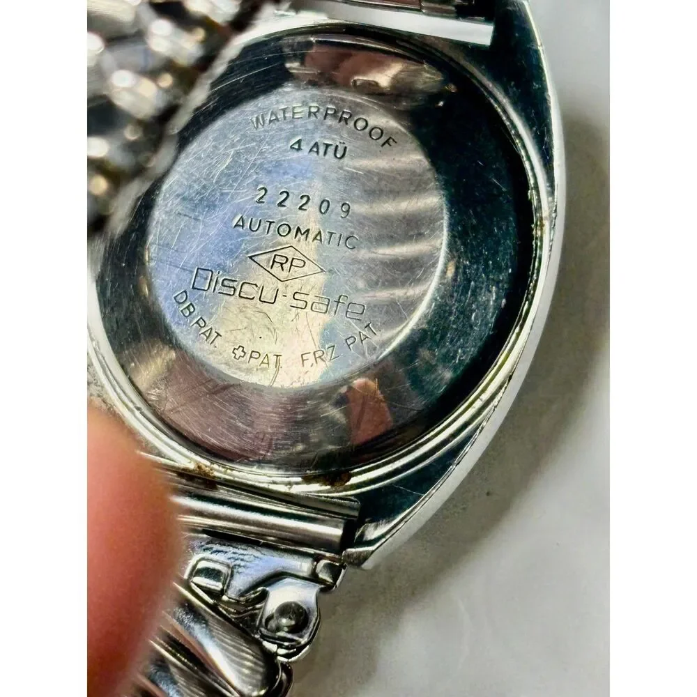 Vintage Men's Bergana Discu-Safe 22209 Watch – Mechanical Ticking